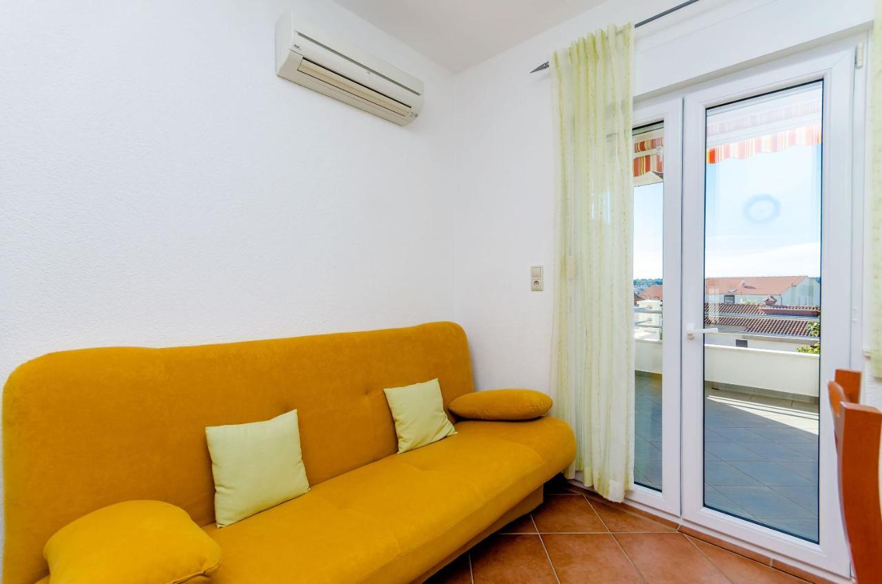Apartments Palm Tree Trogir Ngoại thất bức ảnh