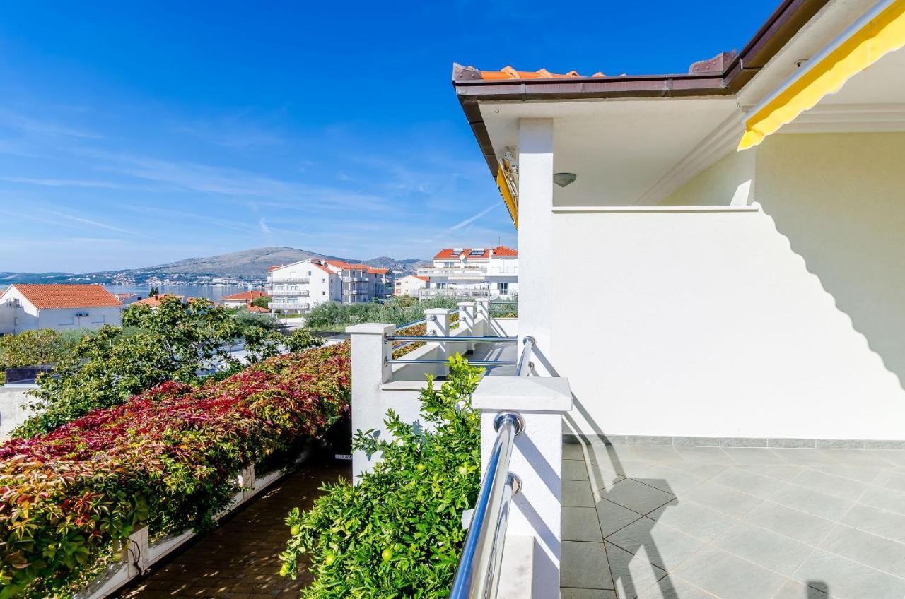 Apartments Palm Tree Trogir Ngoại thất bức ảnh