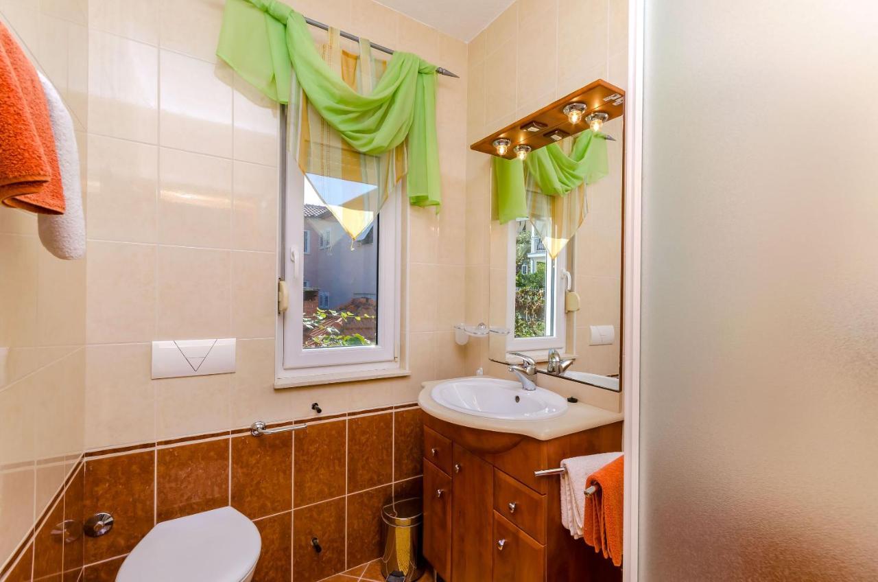 Apartments Palm Tree Trogir Ngoại thất bức ảnh
