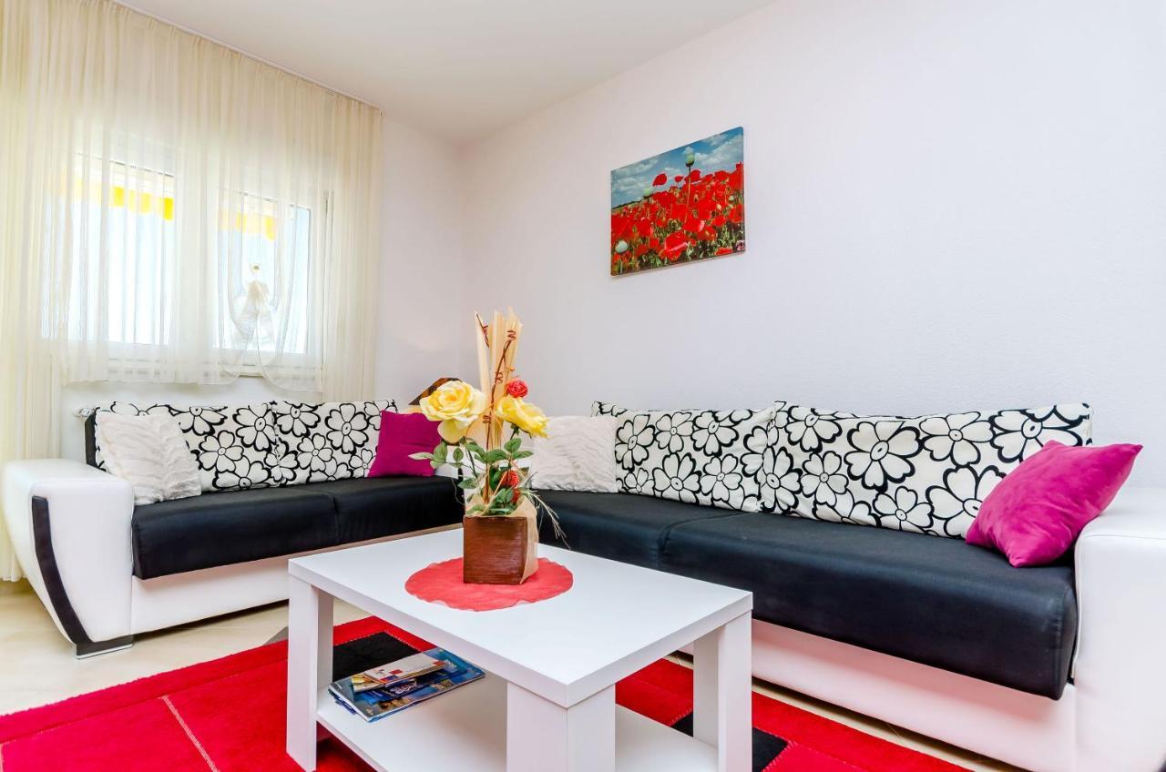 Apartments Palm Tree Trogir Ngoại thất bức ảnh