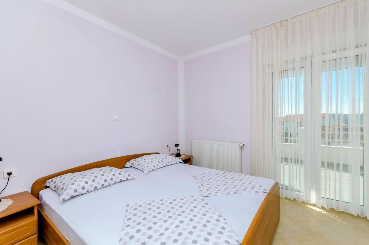 Apartments Palm Tree Trogir Ngoại thất bức ảnh