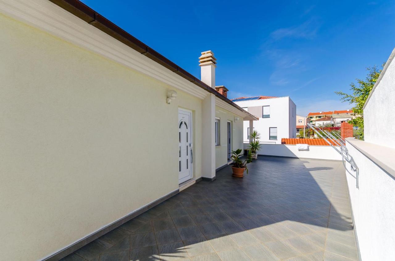 Apartments Palm Tree Trogir Ngoại thất bức ảnh