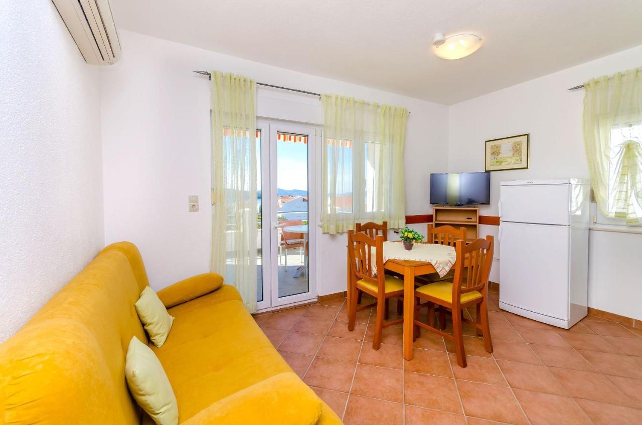 Apartments Palm Tree Trogir Ngoại thất bức ảnh
